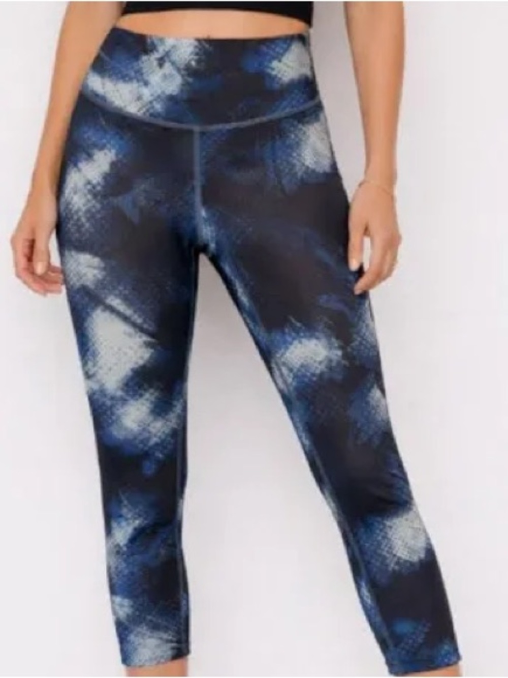 Athleta Electra Sonar Navy and Black Tie-Dye Capri Leggings